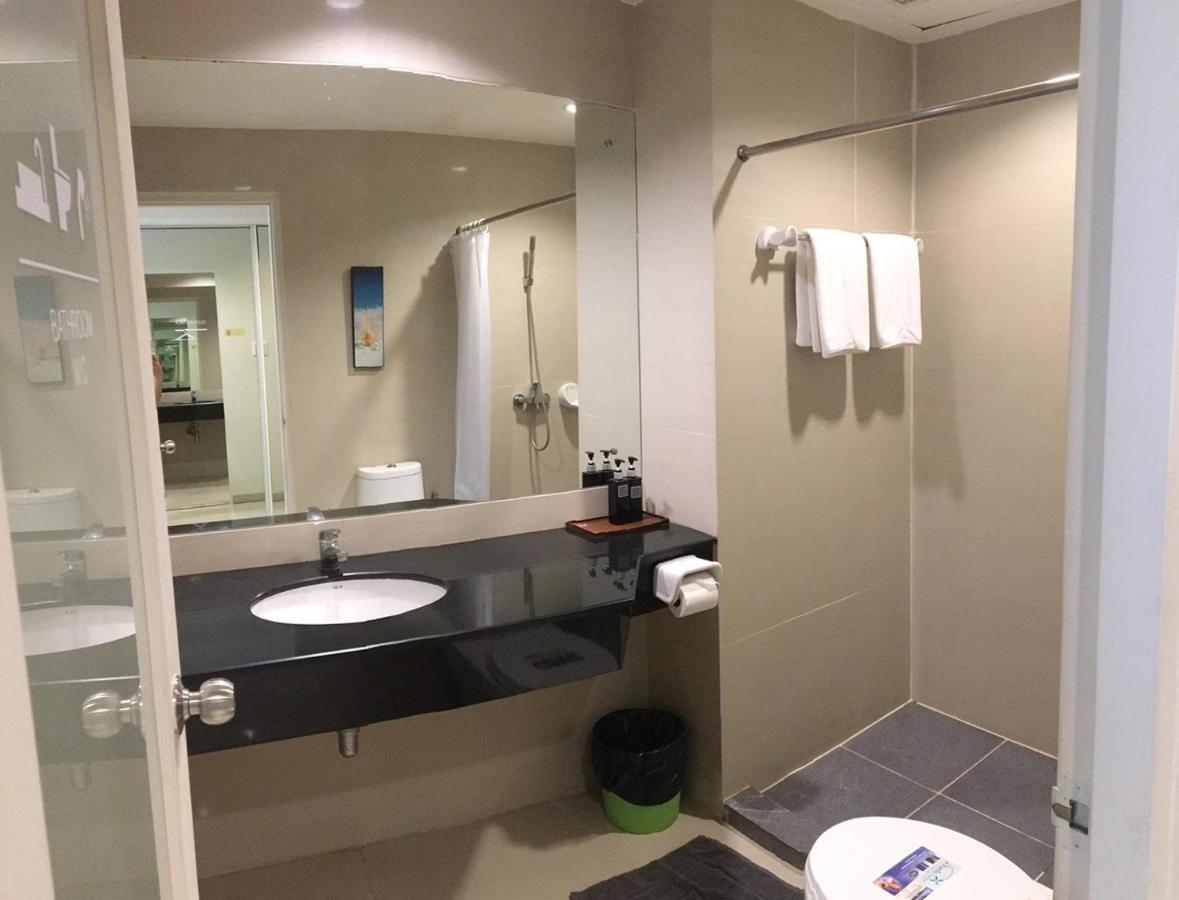 The Royalbee Aparthotel Bangkok Zewnętrze zdjęcie